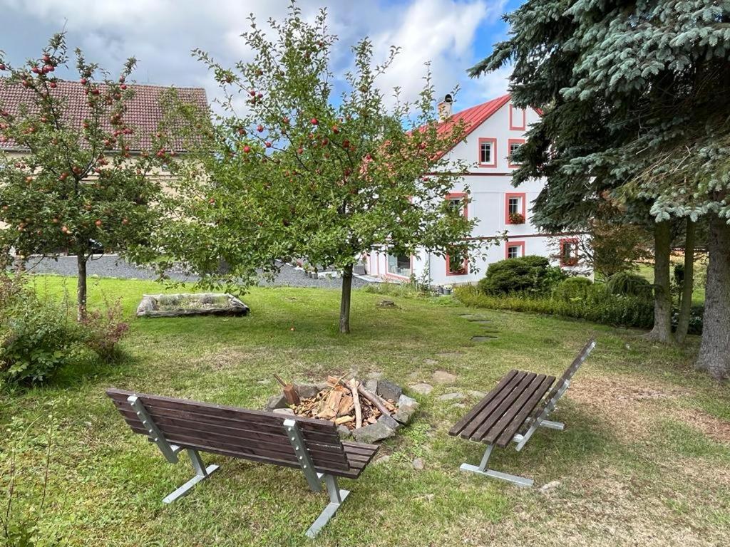 Apartmant U Bukove Hory Vernerice Екстериор снимка